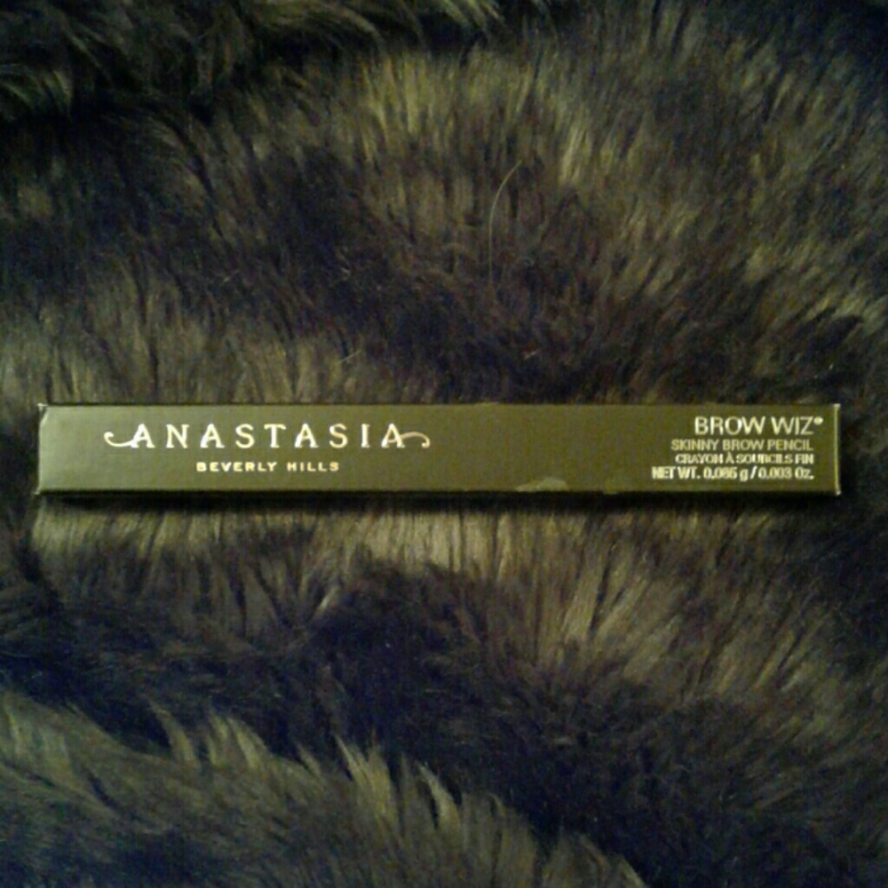 Anastasia Brow Wiz skinny brow pencil